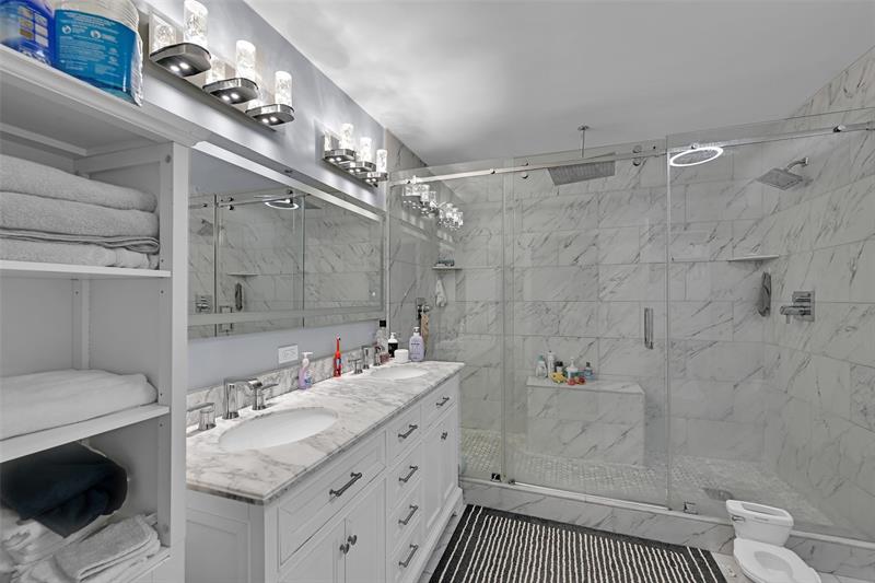 Image 12 of 38 For 11711 1st St