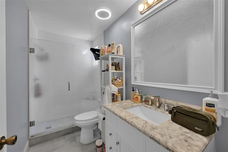 Image 15 of 38 For 11711 1st St