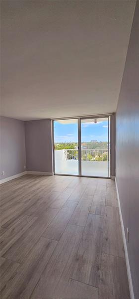 Image 15 of 40 For 2000 135th Street  605