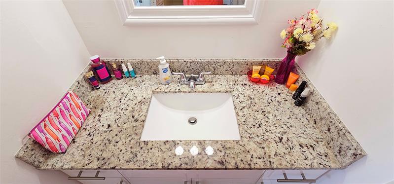 Image 17 of 40 For 2000 135th Street  605