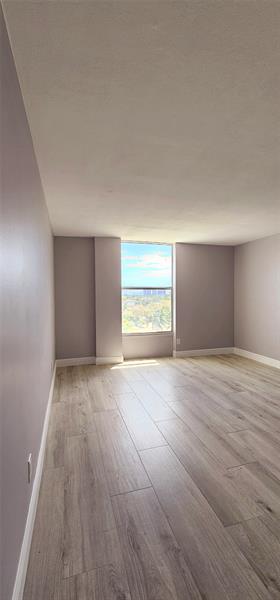 Image 30 of 40 For 2000 135th Street  605