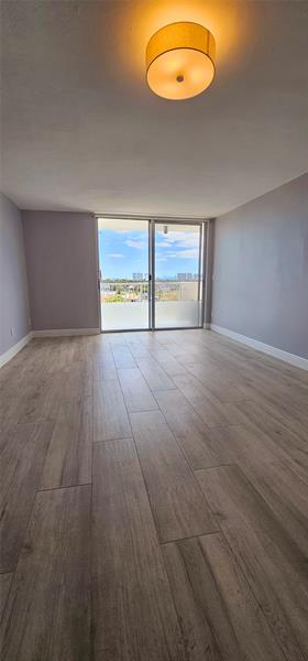 Image 33 of 40 For 2000 135th Street  605