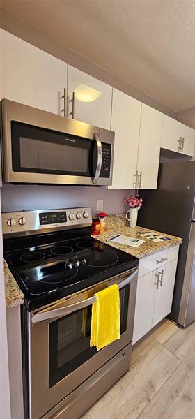 Image 6 of 40 For 2000 135th Street  605