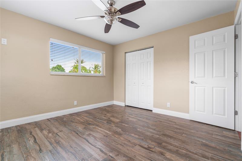 Image 44 of 60 For 1329 4th Ter
