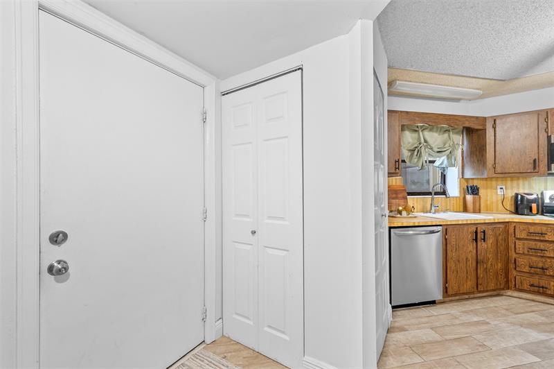 Image 10 of 32 For 6755 Broward Blvd 309