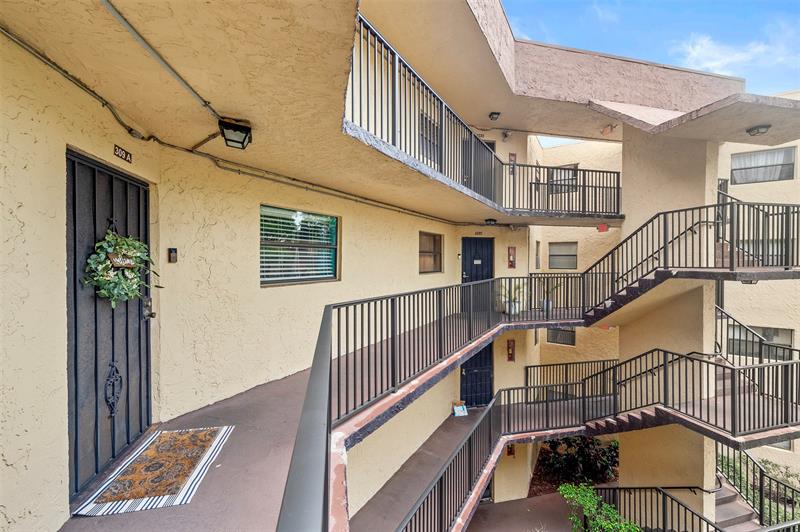 Image 20 of 32 For 6755 Broward Blvd 309