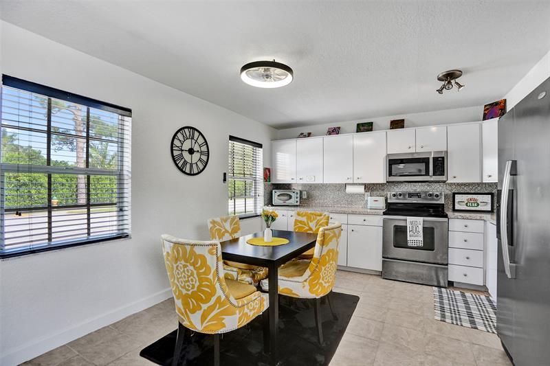 Image 13 of 46 For 90 26th St  