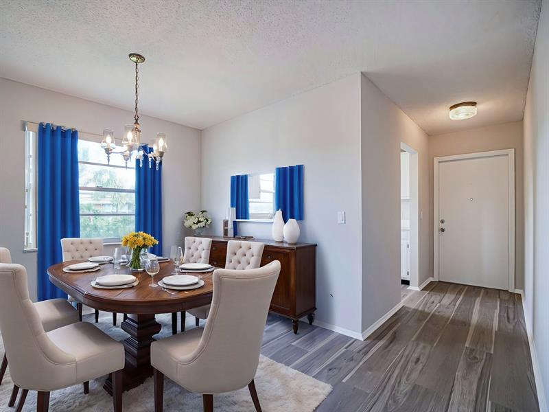 Image 10 of 30 For 6 Vista Gardens Trl  201