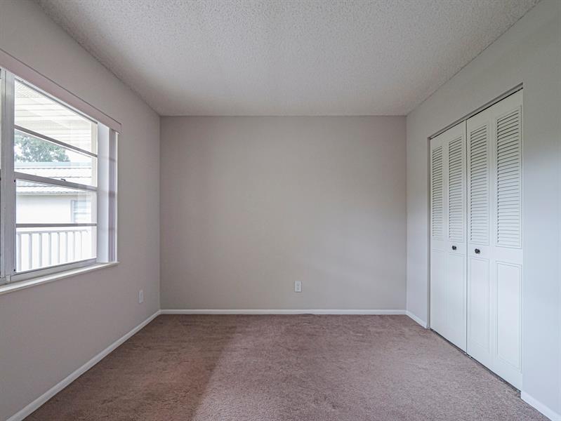 Image 14 of 30 For 6 Vista Gardens Trl  201