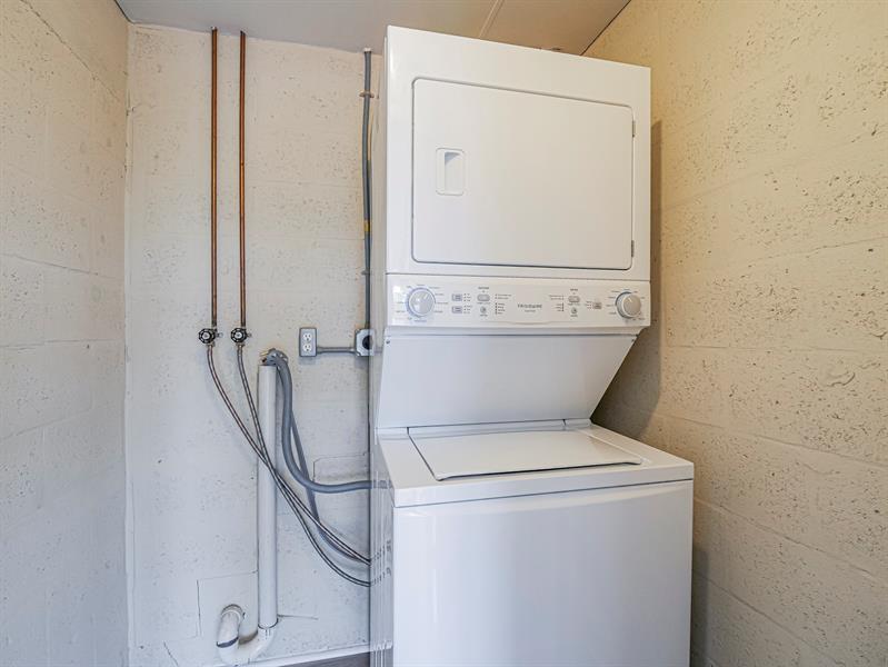 Image 19 of 30 For 6 Vista Gardens Trl  201