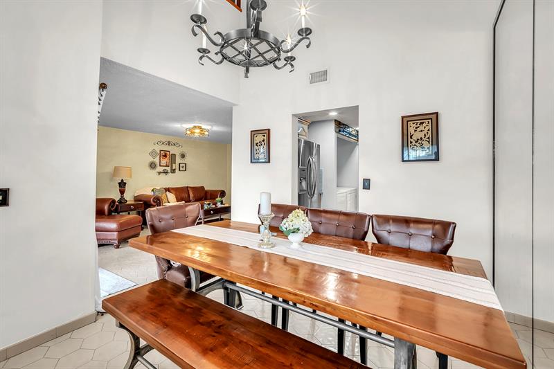 Image 16 of 39 For 1550 93rd Ave  297