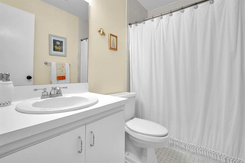 Image 25 of 39 For 1550 93rd Ave  297