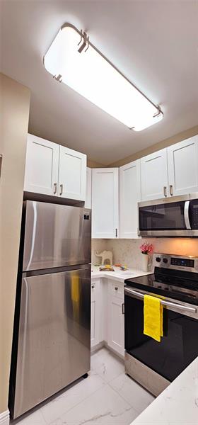 Image 3 of 42 For 1941 96th Terrace  8k