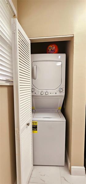 Image 4 of 42 For 1941 96th Terrace  8k