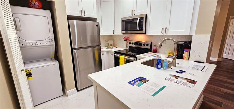 Image 6 of 42 For 1941 96th Terrace  8k