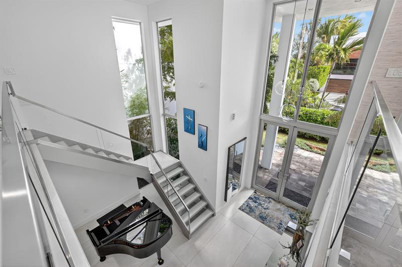 Image 15 of 99 For 2401 Atlantic Blvd