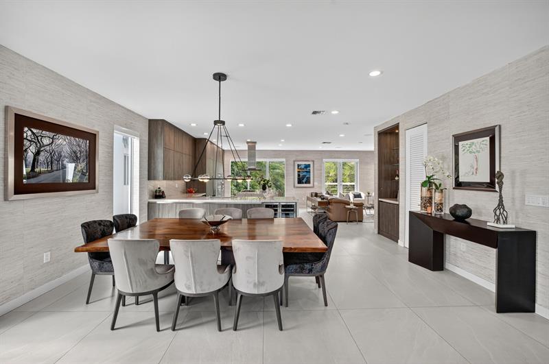 Image 22 of 99 For 2401 Atlantic Blvd