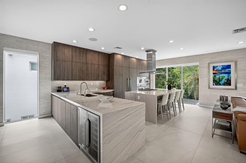 Image 25 of 99 For 2401 Atlantic Blvd