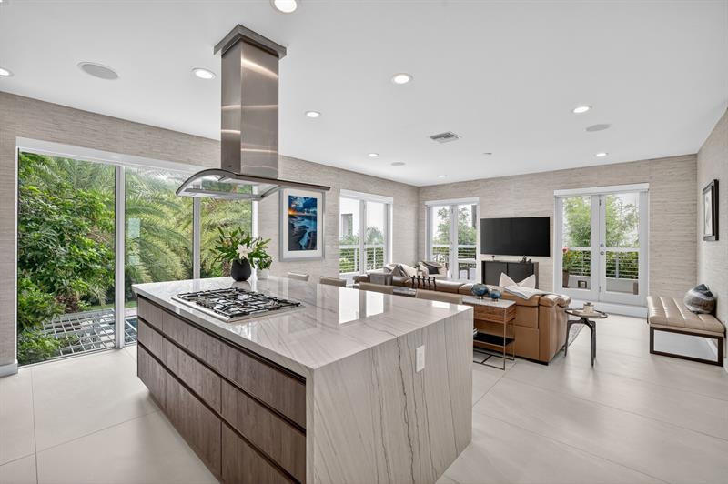 Image 27 of 99 For 2401 Atlantic Blvd