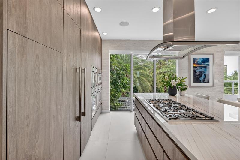 Image 28 of 99 For 2401 Atlantic Blvd