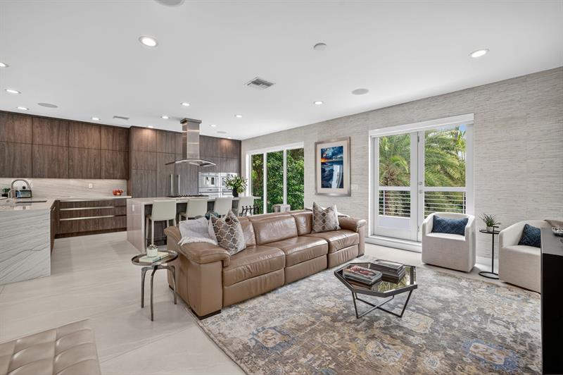 Image 32 of 99 For 2401 Atlantic Blvd