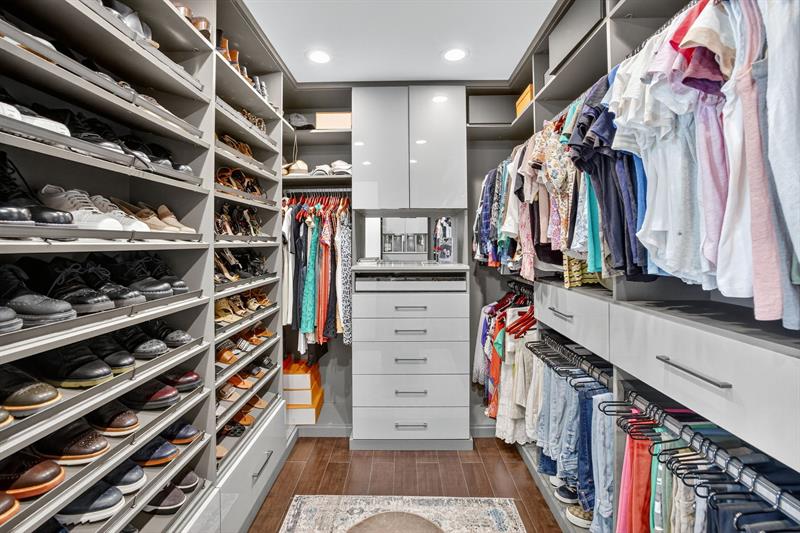 Image 47 of 99 For 2401 Atlantic Blvd