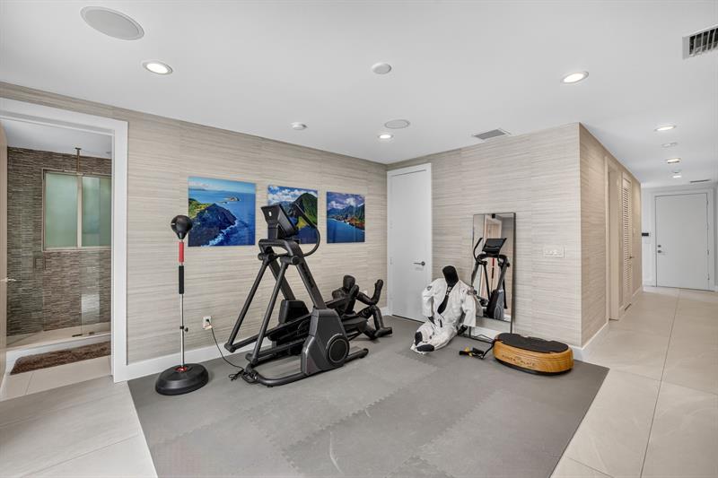 Image 56 of 99 For 2401 Atlantic Blvd