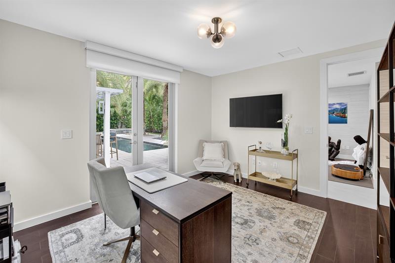 Image 58 of 99 For 2401 Atlantic Blvd