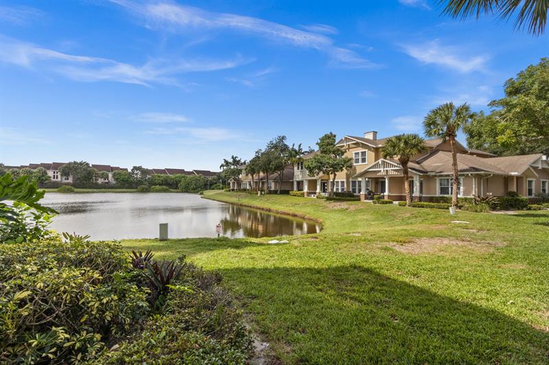 Image 29 of 43 For 991 Marina Del Ray Ln