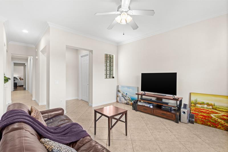 Image 6 of 43 For 991 Marina Del Ray Ln