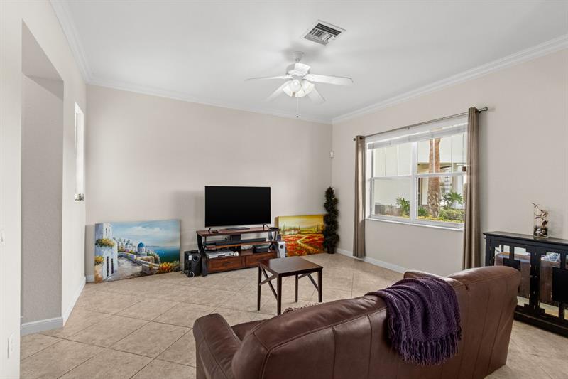 Image 7 of 43 For 991 Marina Del Ray Ln