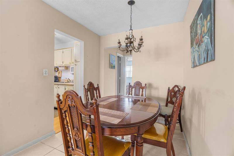 Image 8 of 28 For 2106 56th Ct  204