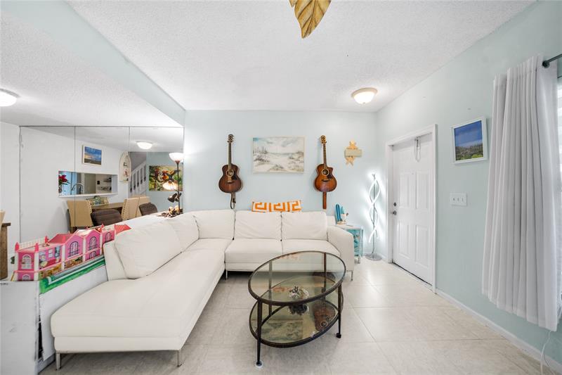 Image 12 of 47 For 838 Kokomo Key Lane  838