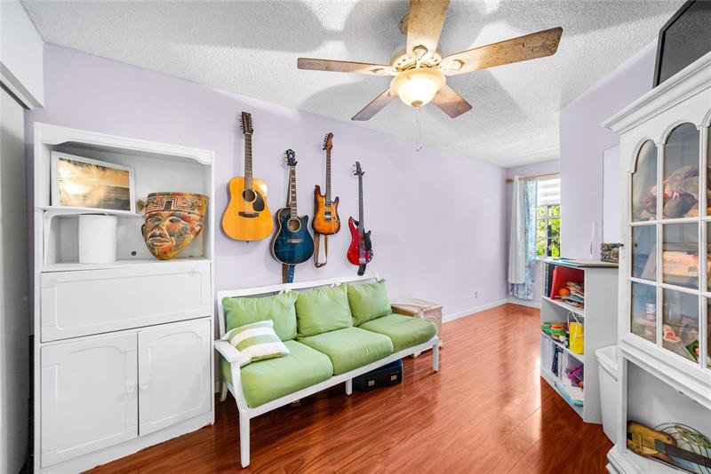 Image 22 of 47 For 838 Kokomo Key Lane  838