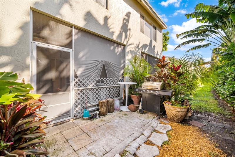 Image 29 of 47 For 838 Kokomo Key Lane  838