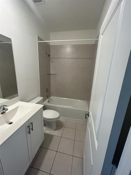Image 16 of 24 For 20623 7th Pl