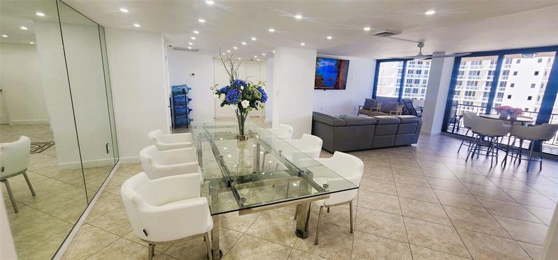 Image 19 of 58 For 4200 Ocean Drive  1, 1101