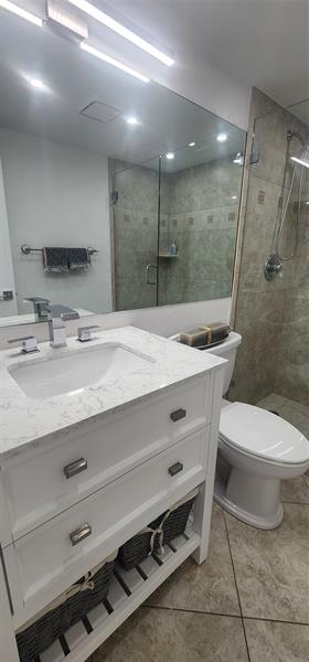Image 30 of 58 For 4200 Ocean Drive  1, 1101