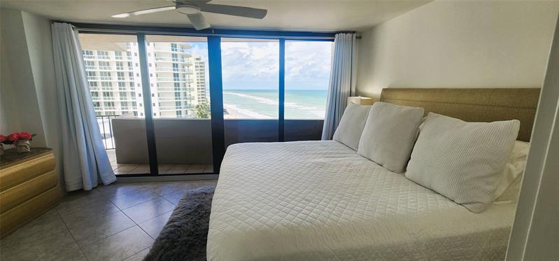 Image 32 of 58 For 4200 Ocean Drive  1, 1101