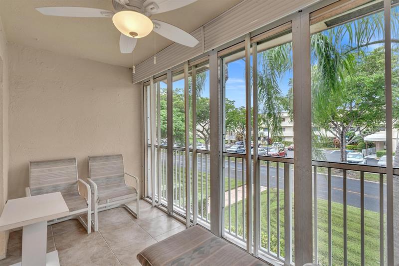 Image 36 of 71 For 7235 Devon Dr  E209