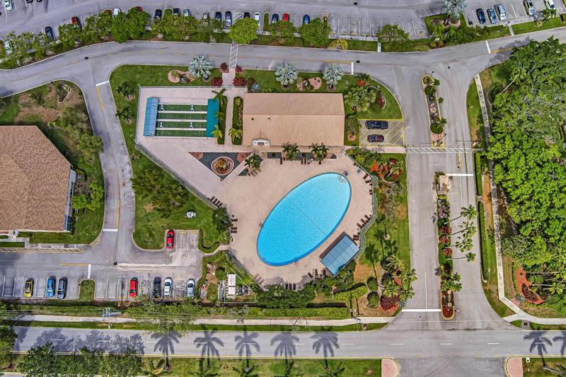 Image 46 of 71 For 7235 Devon Dr  E209