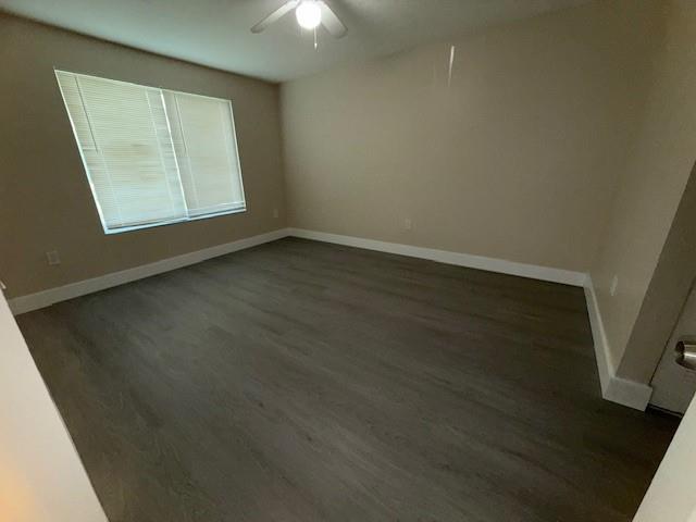 Image 10 of 18 For 1105 Villa Ln  1105