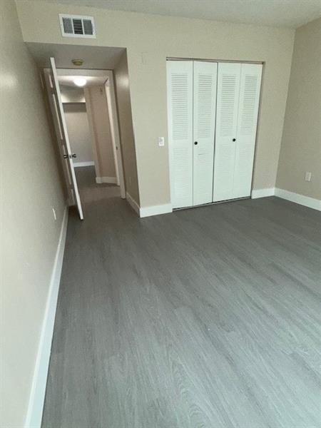 Image 13 of 18 For 1105 Villa Ln  1105