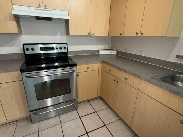 Image 8 of 18 For 1105 Villa Ln  1105