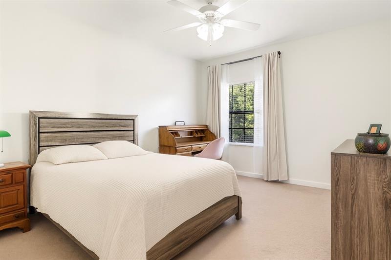 Image 33 of 55 For 16155 Rosecroft Terrace