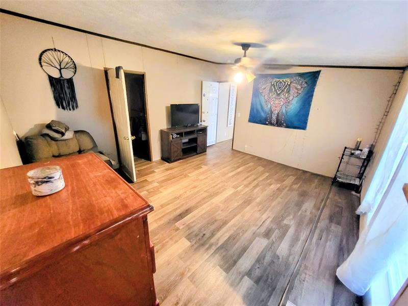 Image 14 of 24 For 17230 264th St.