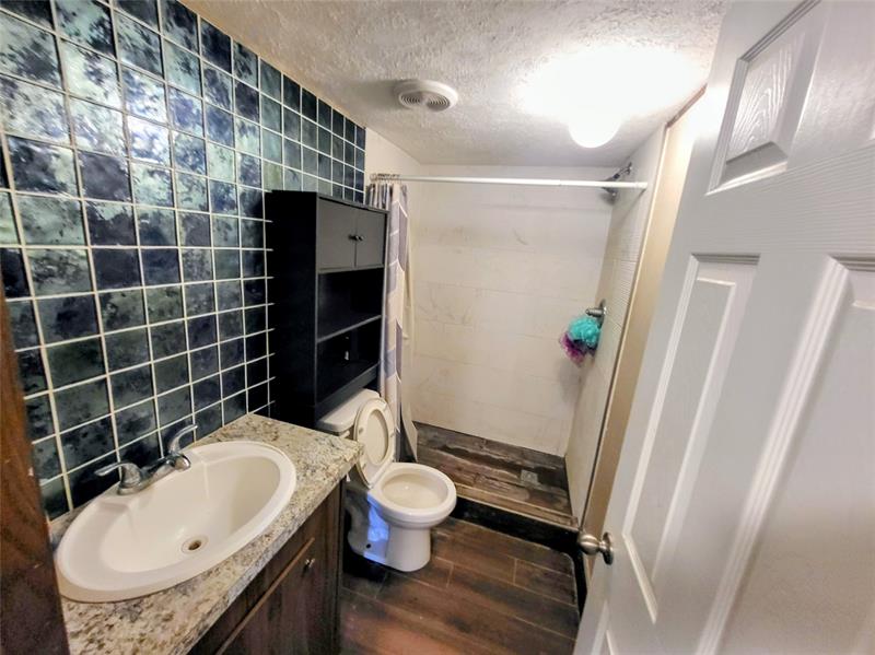 Image 20 of 24 For 17230 264th St.