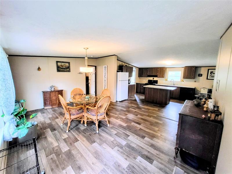 Image 5 of 24 For 17230 264th St.