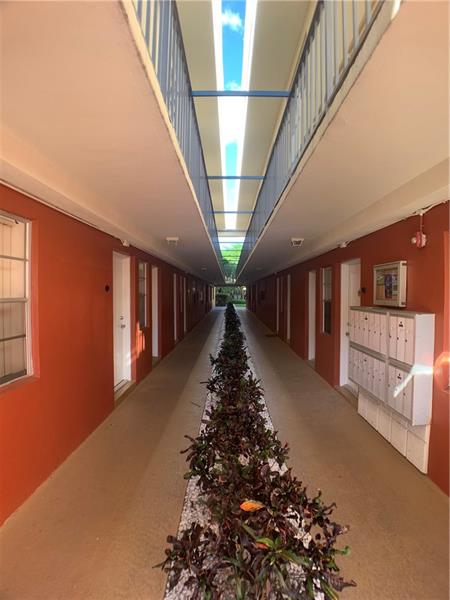 Image 10 of 20 For 9357 77 Ave  25-245