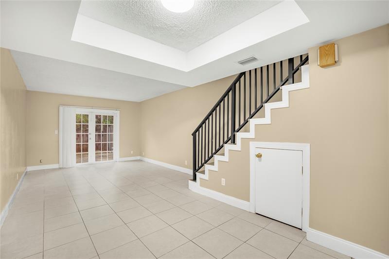 Image 3 of 13 For 6111 42nd Ct